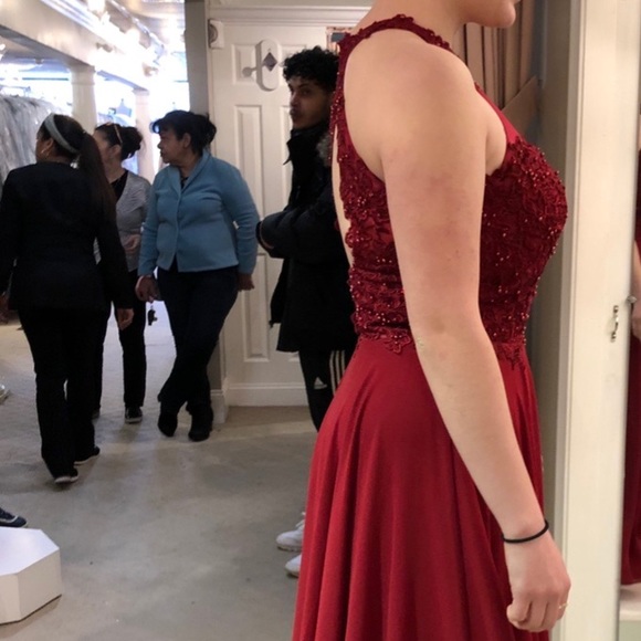 Beautiful prom dress - Picture 3 of 6